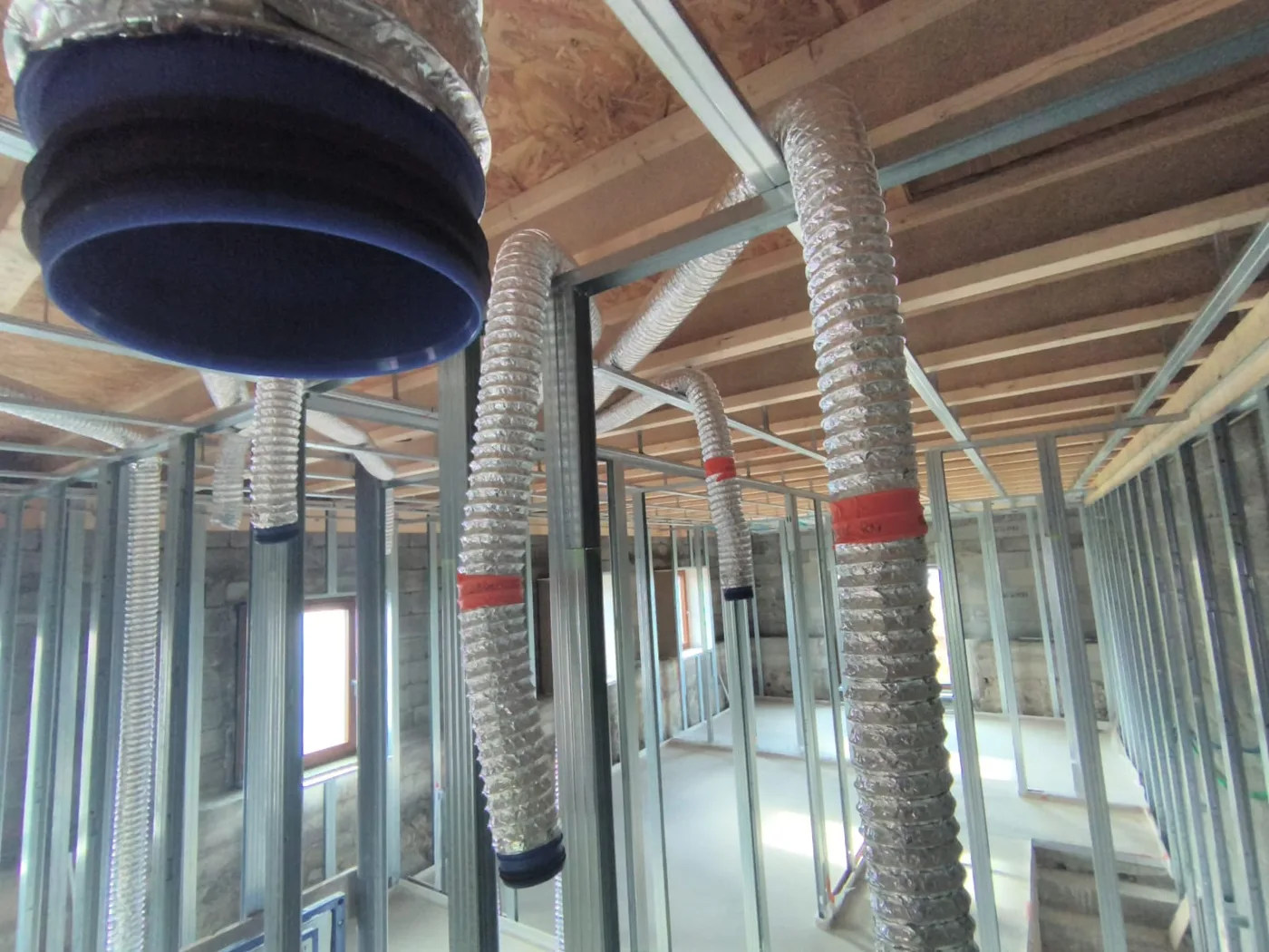 Caisson de ventilation VMC sous toiture